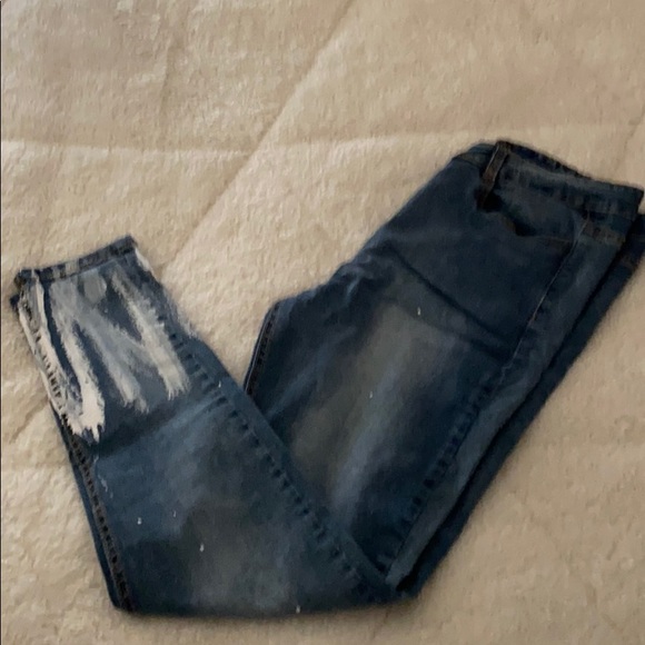 IZIIA athletic stretchy jeans - Picture 2 of 4